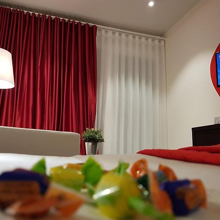 B&B Gardacharme Desenzano del Garda Cameră foto